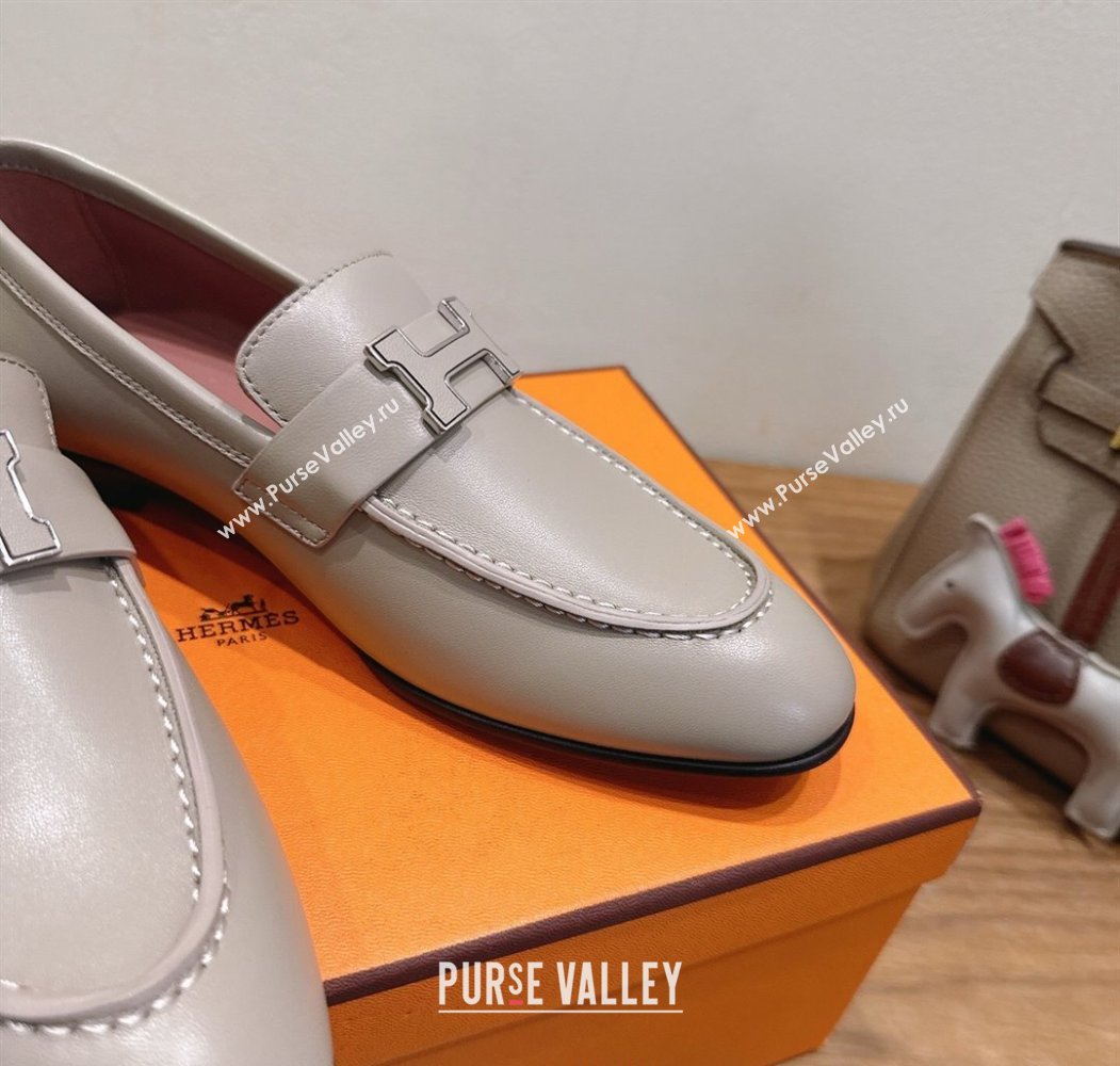 Hermes Paris Loafers in Calfskin Leather with H Grey 2025 H082005 (XC-250820034)