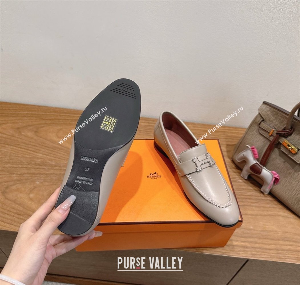 Hermes Paris Loafers in Calfskin Leather with H Grey 2025 H082005 (XC-250820034)