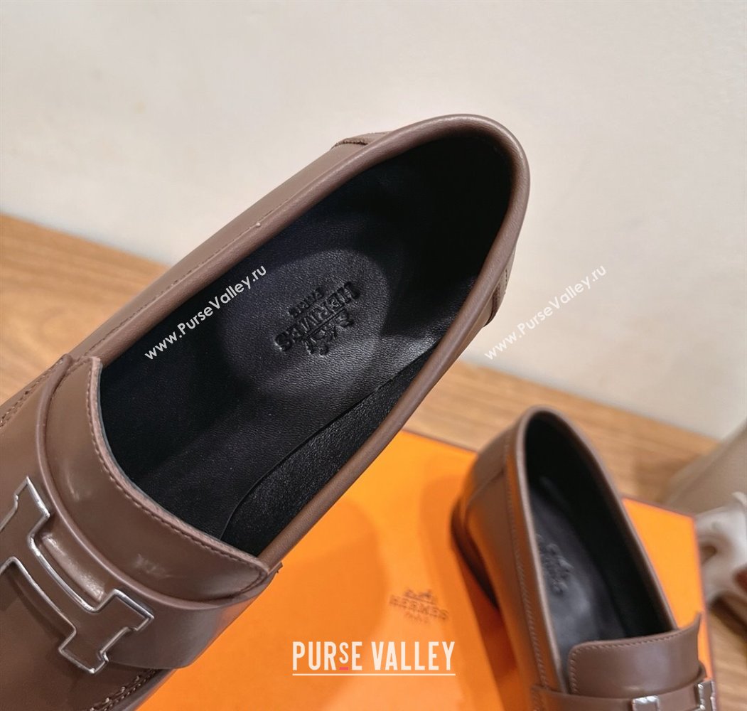 Hermes Paris Loafers in Calfskin Leather with H Taupe 2025 H082005 (XC-250820036)