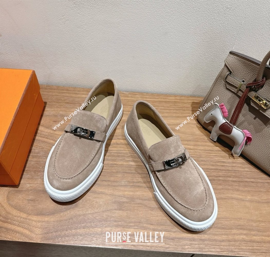 Hermes Game Suede Slip-on Sneakers with Kelly Buckle Grey1 2025 H082007 (XC-250820062)