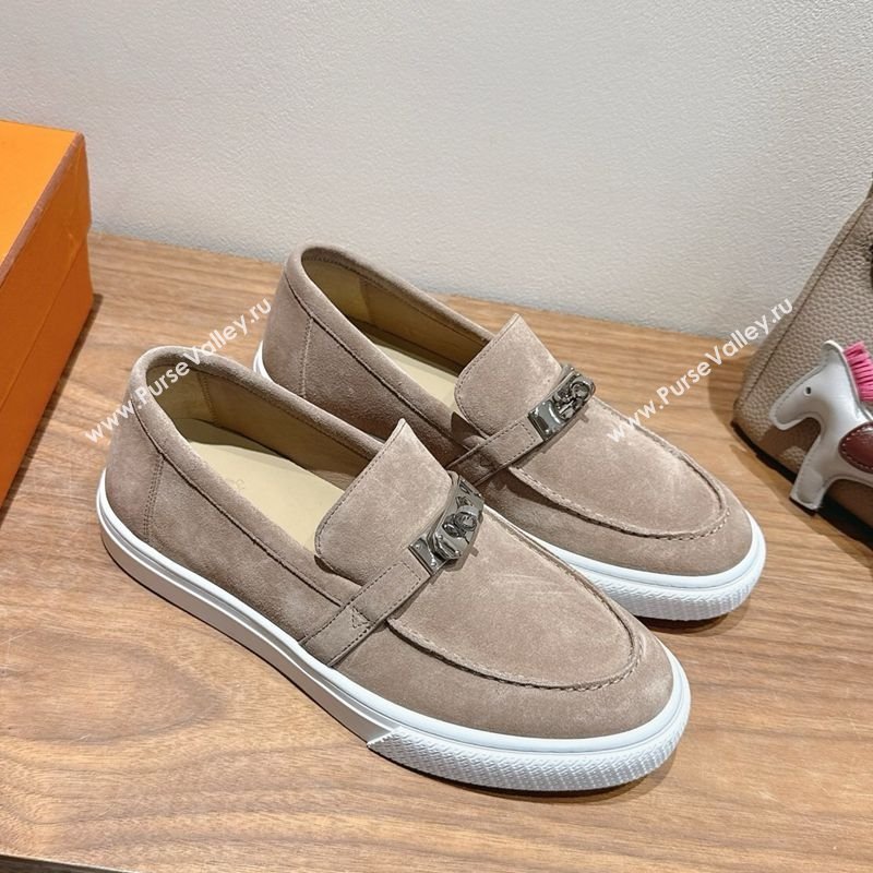 Hermes Game Suede Slip-on Sneakers with Kelly Buckle Grey1 2025 H082007 (XC-250820062)