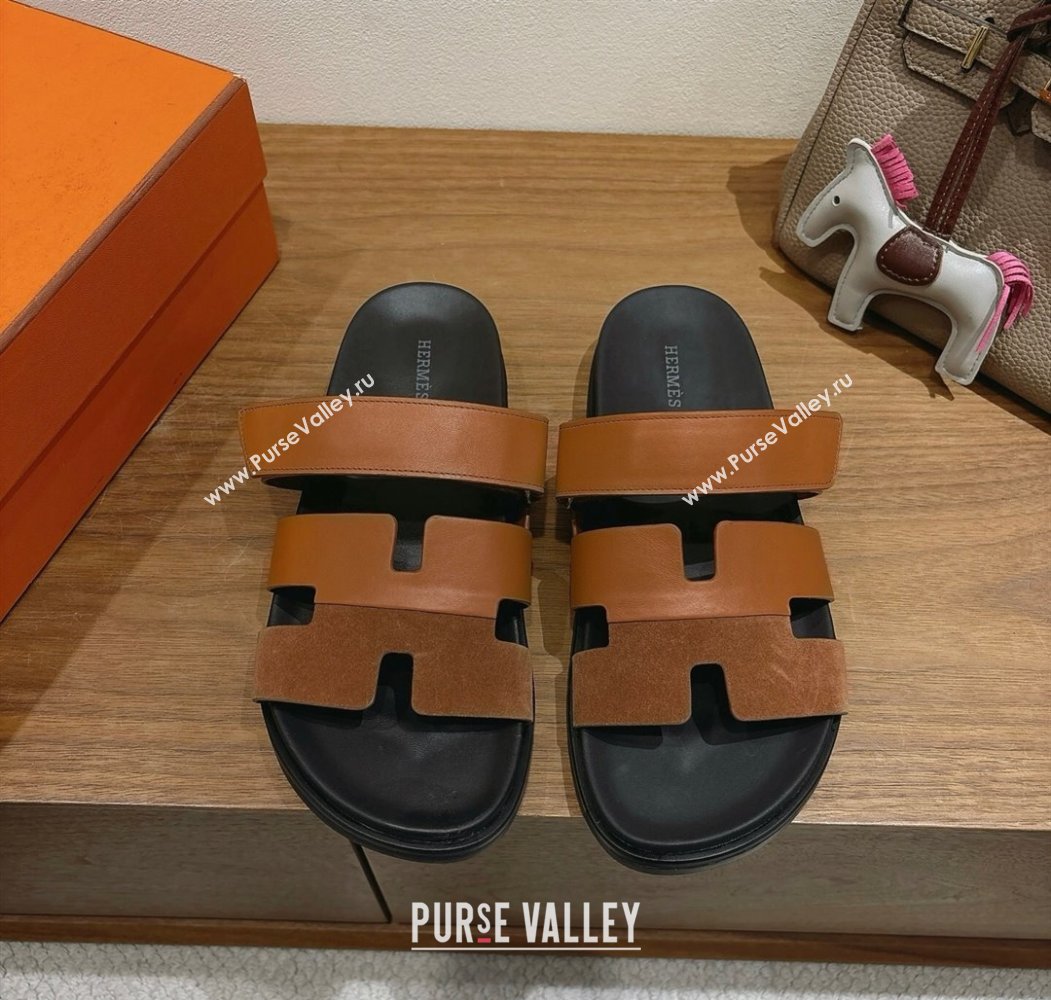 Hermes Chypre Slide Sandals in Calfskin and Suede Dark/Brown 2025 H082008 (XC-250820070)