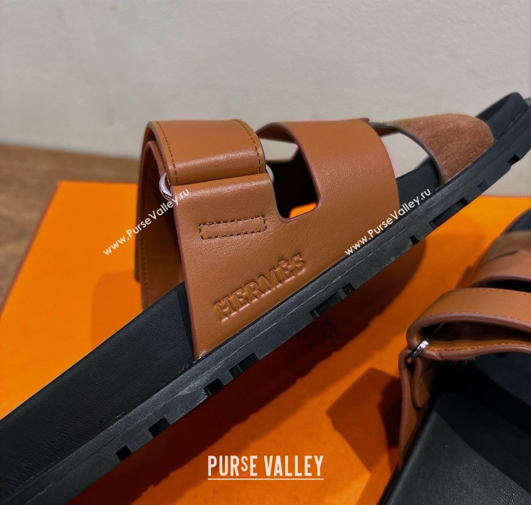 Hermes Chypre Slide Sandals in Calfskin and Suede Dark/Brown 2025 H082008 (XC-250820070)