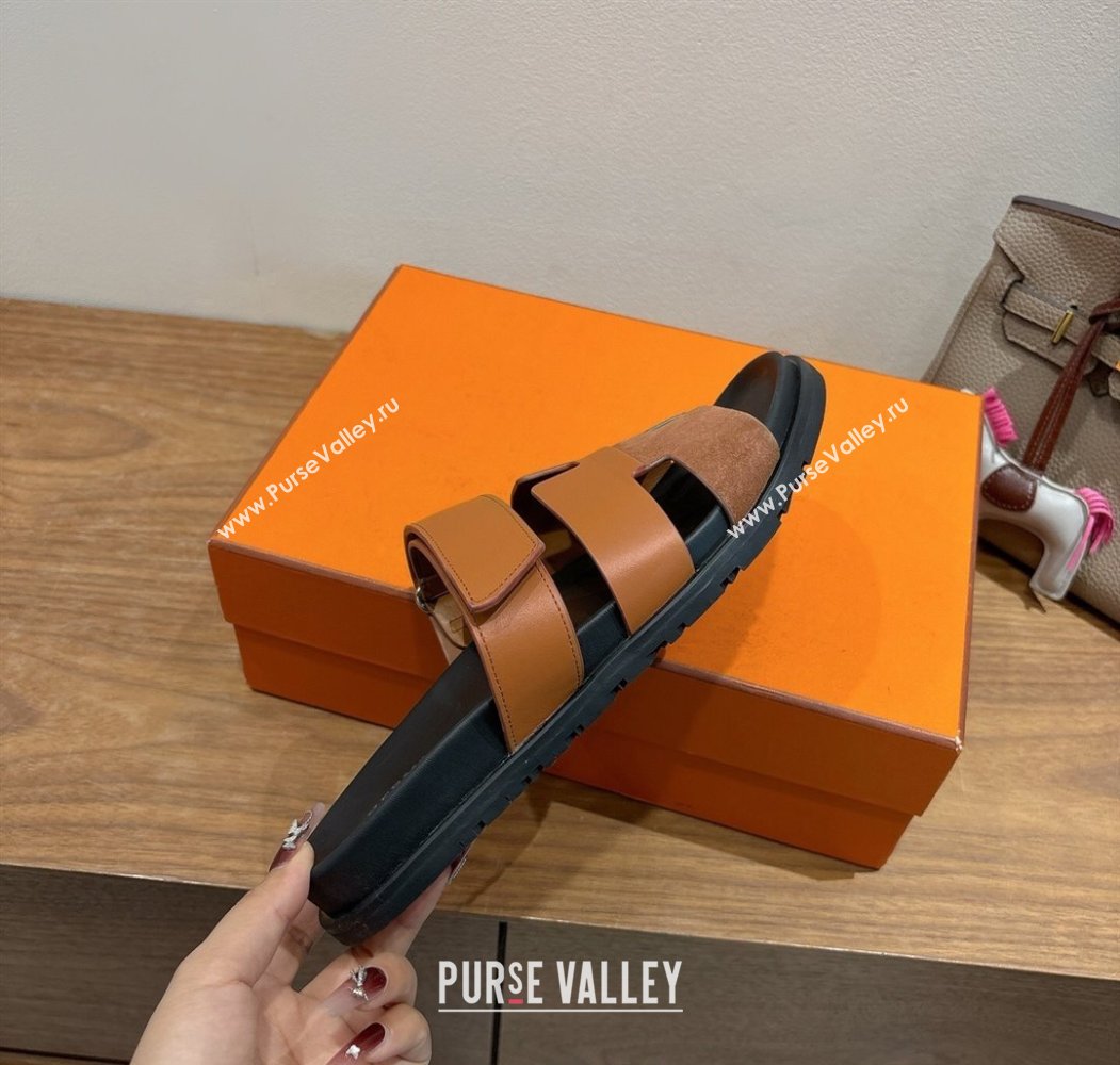 Hermes Chypre Slide Sandals in Calfskin and Suede Dark/Brown 2025 H082008 (XC-250820070)
