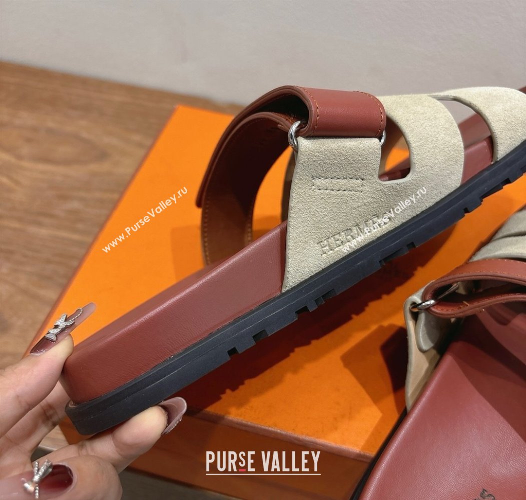 Hermes Chypre Slide Sandals in Calfskin and Suede Grey/Brown 2025 H082008 (XC-250820071)