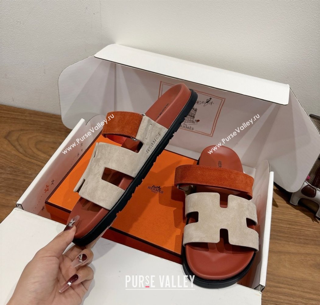 Hermes Chypre Slide Sandals in Suede Brown/Beige 2025 H082008 (XC-250820076)