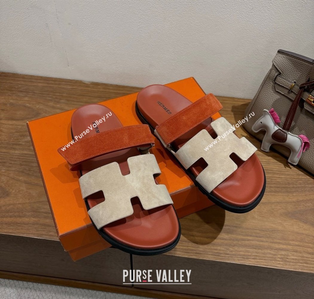 Hermes Chypre Slide Sandals in Suede Brown/Beige 2025 H082008 (XC-250820076)