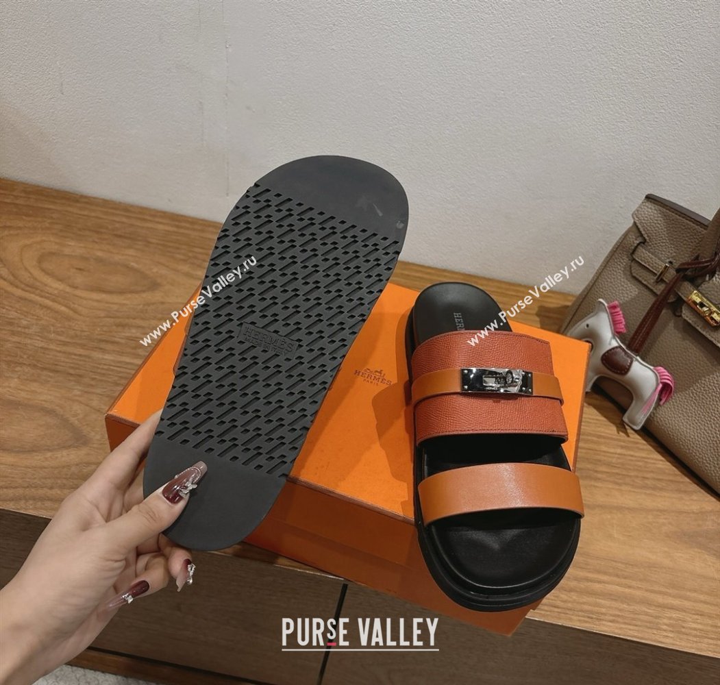 Hermes Jackson Flat Slides Sandal in Smooth and Grained Calfskin Brown 2025 H082008 (XC-250820083)