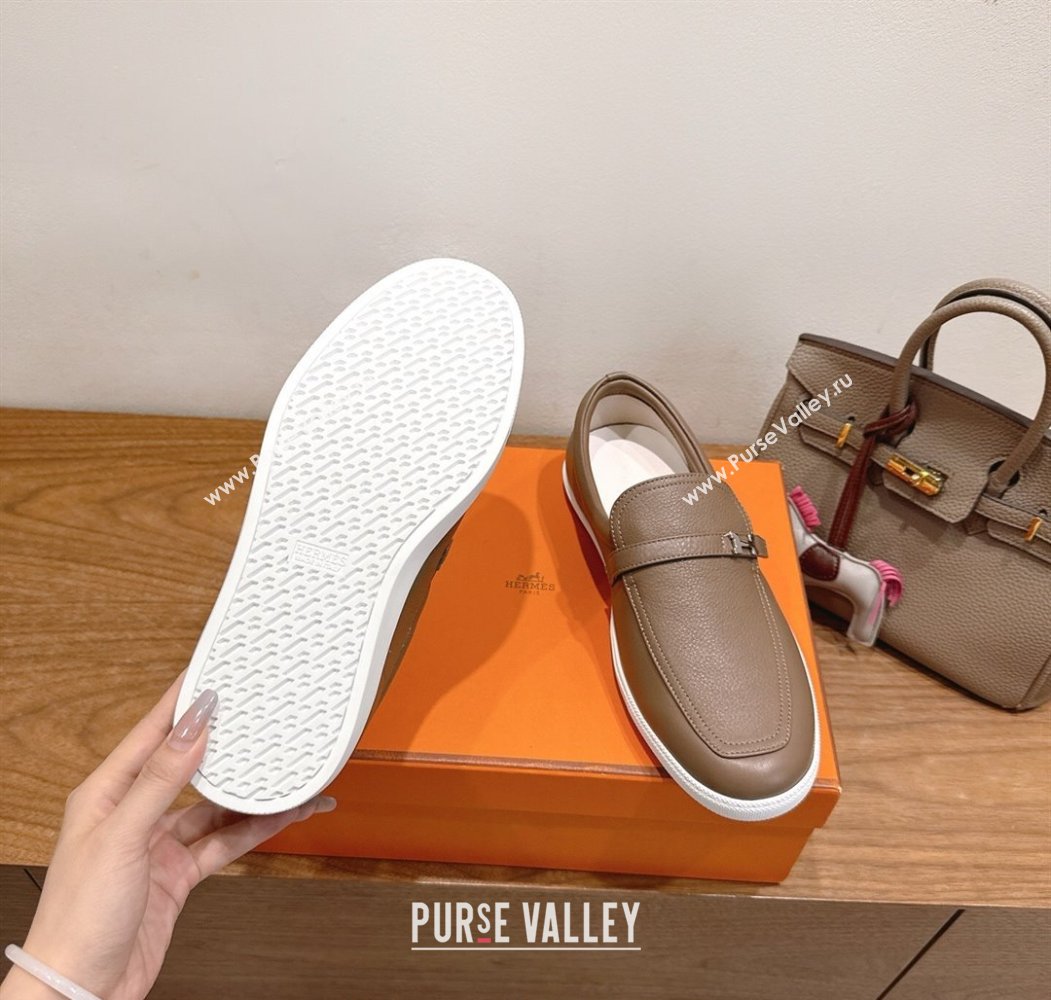 Hermes Like Loafers in Grained Calfskin Grey 2025 H082009 (XC-250820100)