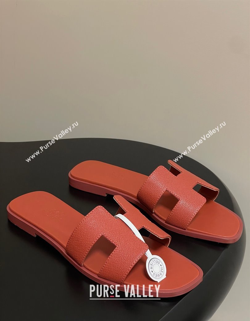 Hermes Oran Classic Flat Slides Sandal in Palm-Grained Calfskin Brown 2025 0819 (MD-250819022)