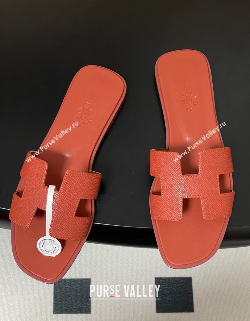 Hermes Oran Classic Flat Slides Sandal in Palm-Grained Calfskin Brown 2025 0819 (MD-250819022)