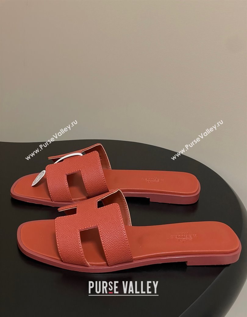 Hermes Oran Classic Flat Slides Sandal in Palm-Grained Calfskin Brown 2025 0819 (MD-250819022)