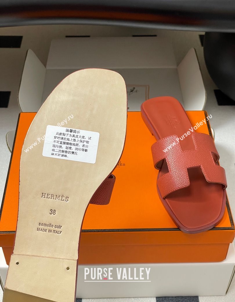 Hermes Oran Classic Flat Slides Sandal in Palm-Grained Calfskin Brown 2025 0819 (MD-250819022)