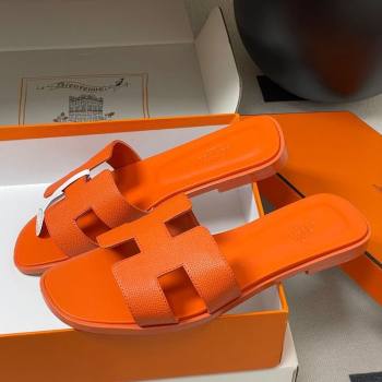 Hermes Oran Classic Flat Slides Sandal in Palm-Grained Calfskin Orange 2025 0819 (MD-250819023)