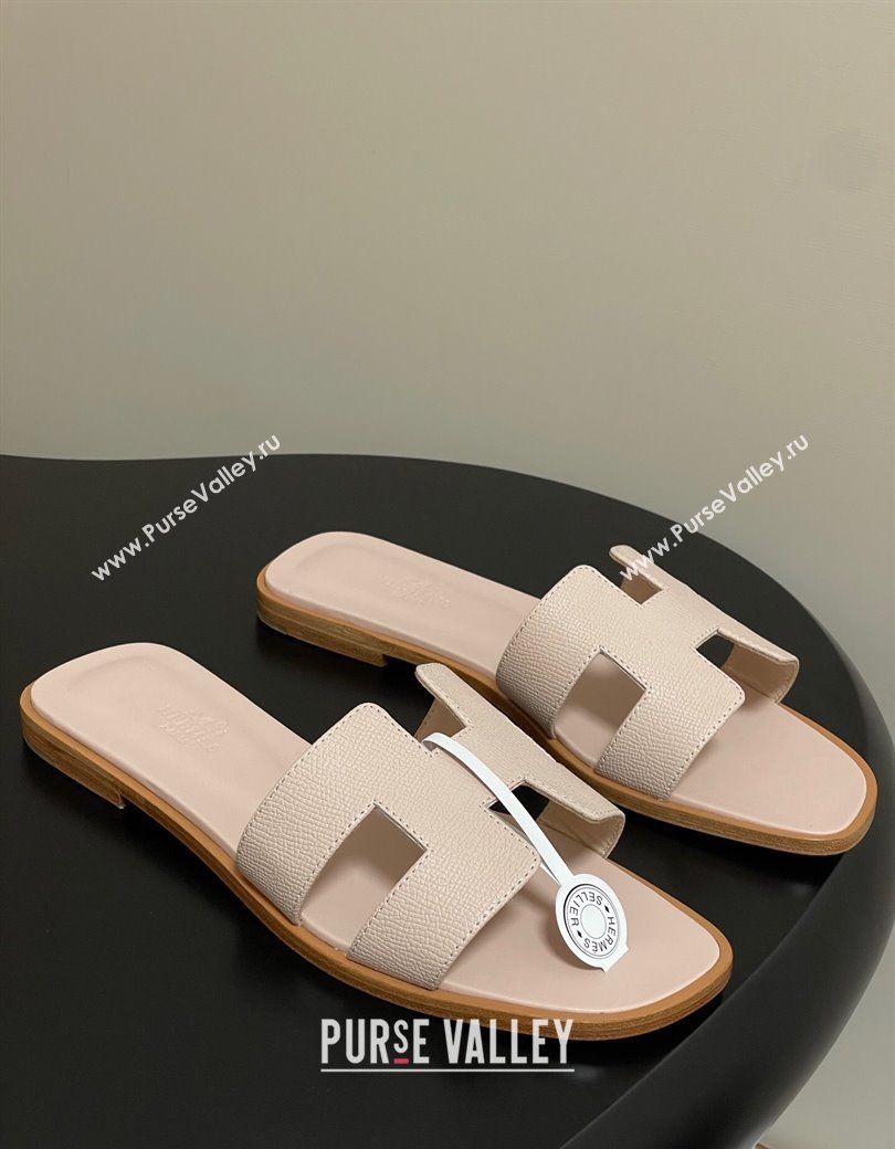 Hermes Oran Classic Flat Slides Sandal in Palm-Grained Calfskin Nude 2025 0819 (MD-250819003)