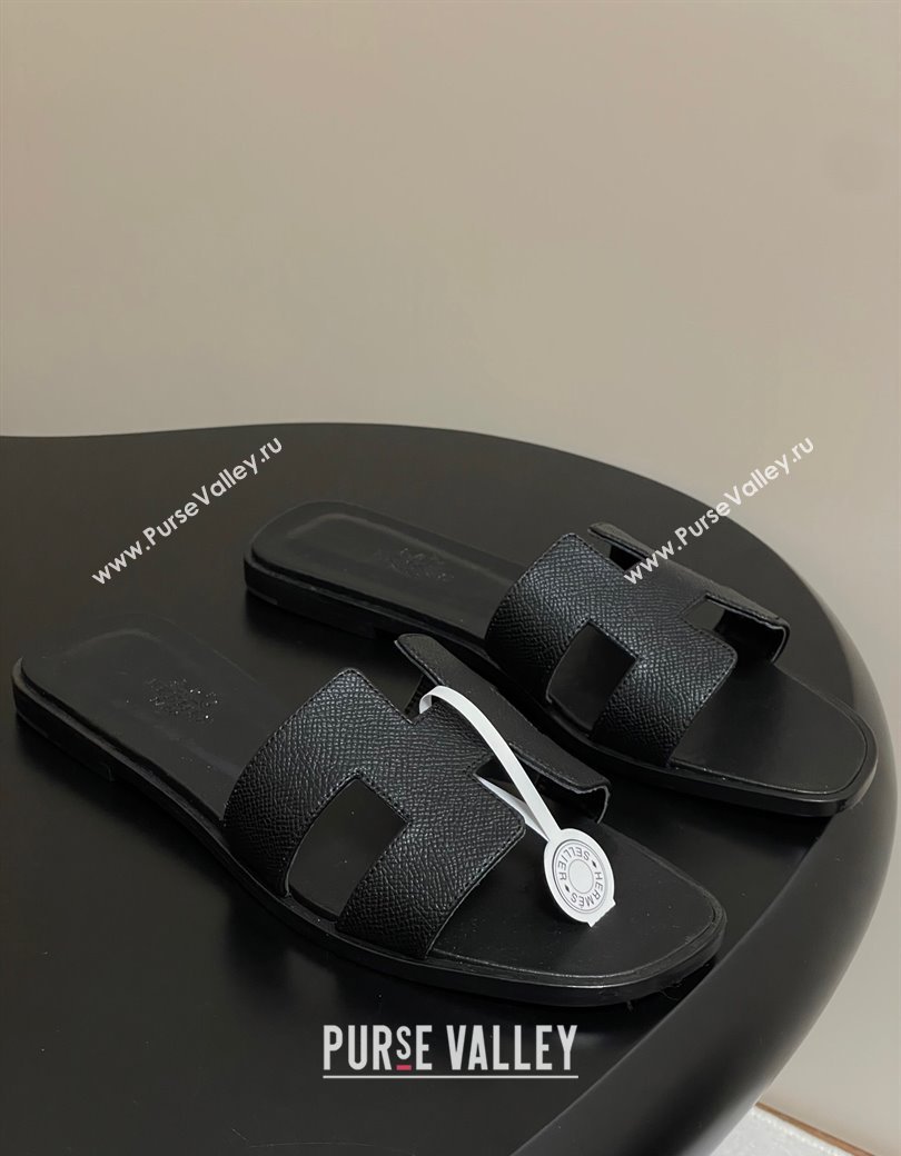 Hermes Oran Classic Flat Slides Sandal in Palm-Grained Calfskin Black 2025 H081803 (MD-250819024)