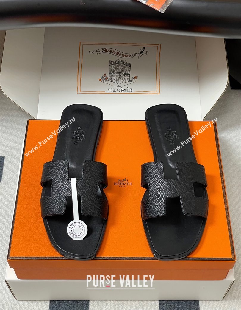 Hermes Oran Classic Flat Slides Sandal in Palm-Grained Calfskin Black 2025 H081803 (MD-250819024)