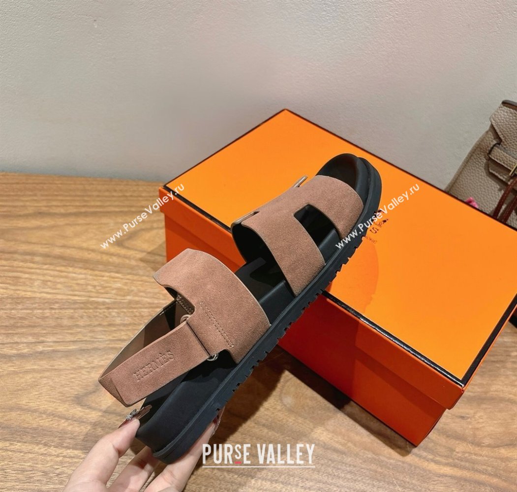Hermes Genius Strap Sandals in Suede Taupe 2025 H082011 (XC-250820174)