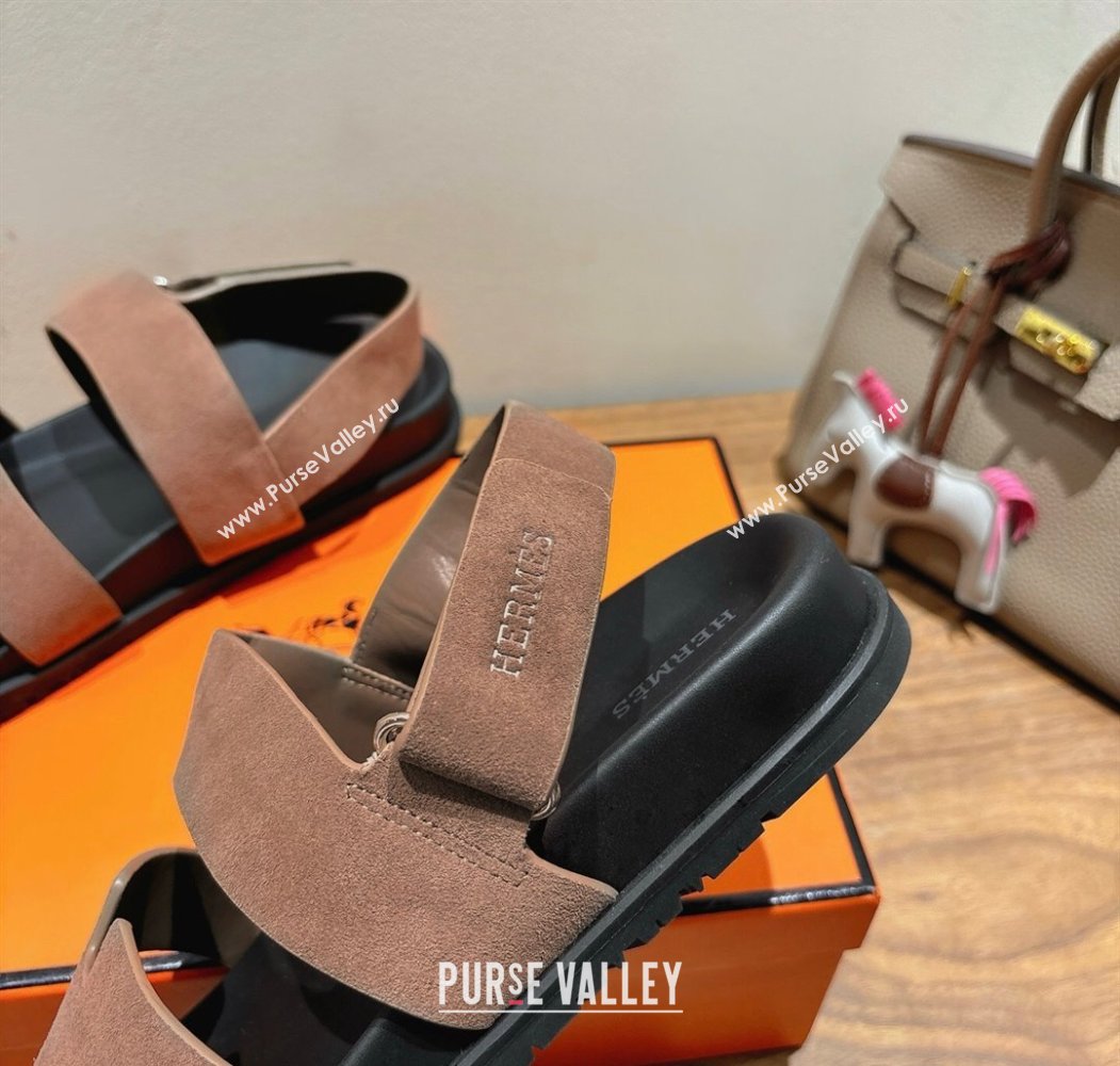 Hermes Genius Strap Sandals in Suede Taupe 2025 H082011 (XC-250820174)