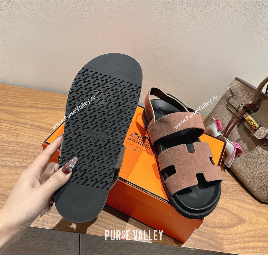 Hermes Genius Strap Sandals in Suede Taupe 2025 H082011 (XC-250820174)