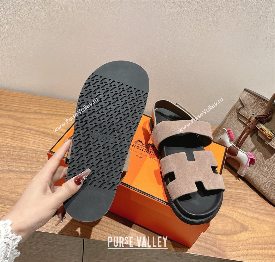 Hermes Genius Strap Sandals in Suede Grey 2025 H082011 (XC-250820177)