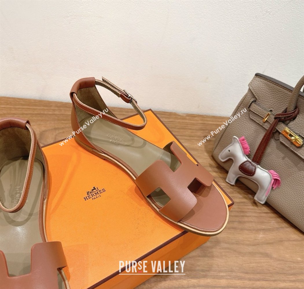 Hermes Santorini Flat Sandals in Calfskin Leather Brown 2025 H082013 (XC-250820184)