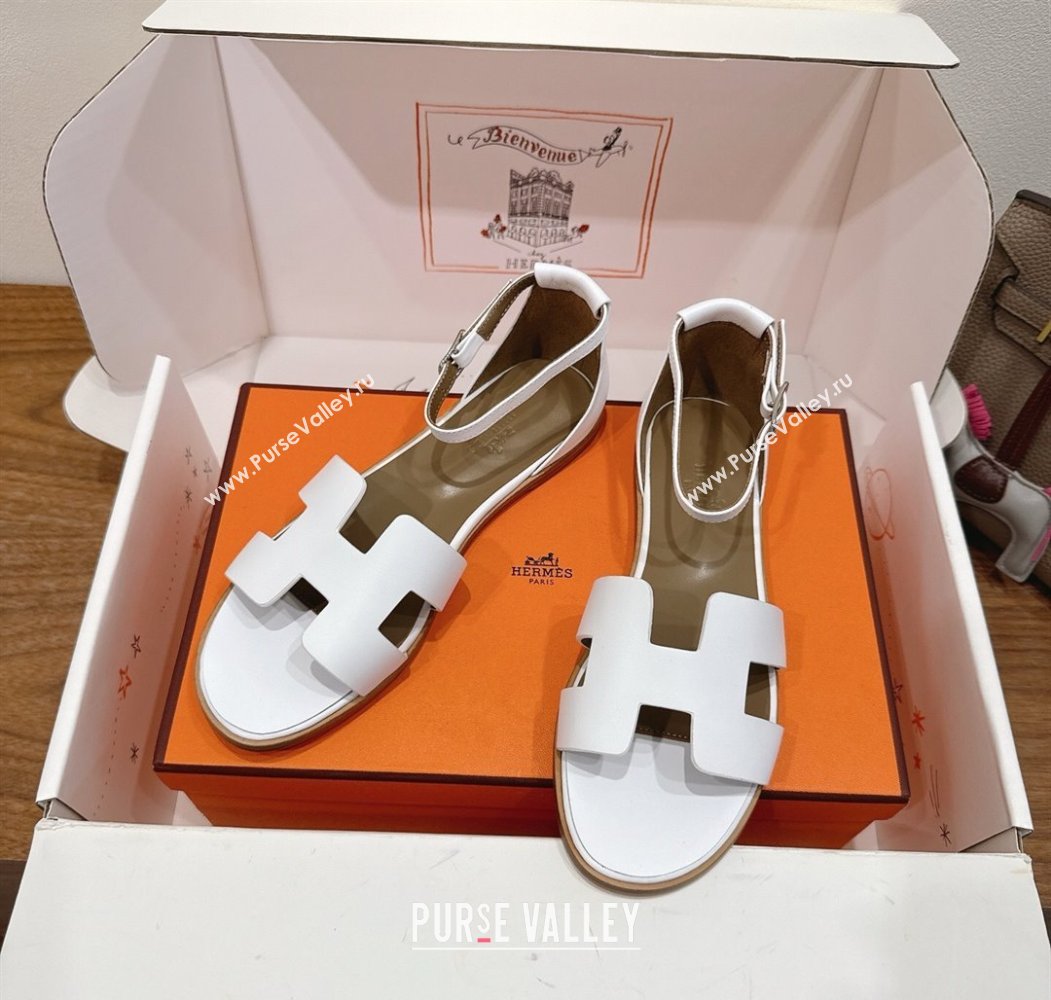 Hermes Santorini Flat Sandals in Calfskin Leather White 2025 H082013 (XC-250820188)