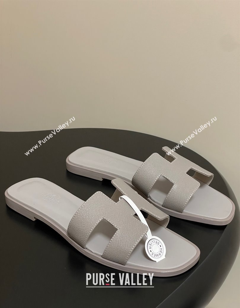 Hermes Oran Classic Flat Slides Sandal in Palm-Grained Calfskin Grey3 2025 H081803 (MD-250819029)