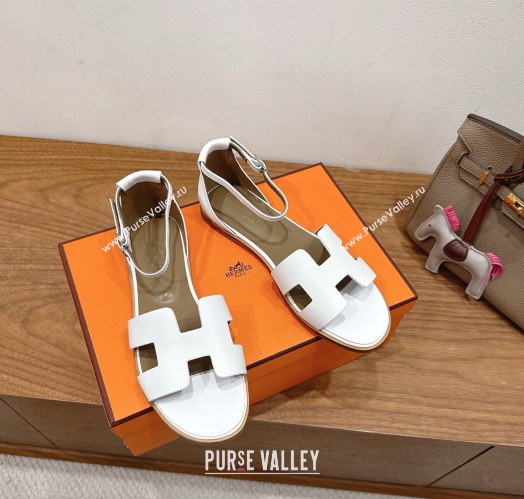 Hermes Santorini Flat Sandals in Calfskin Leather White 2025 H082013 (XC-250820188)