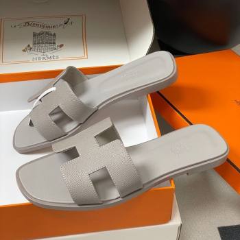 Hermes Oran Classic Flat Slides Sandal in Palm-Grained Calfskin Grey3 2025 H081803 (MD-250819029)