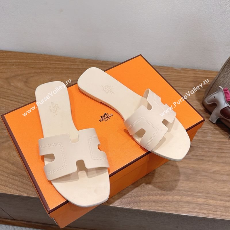 Hermes Oran Classic Flat Slides Sandal in Stitching Rubber Light Nude 2025 (MD-250820190)