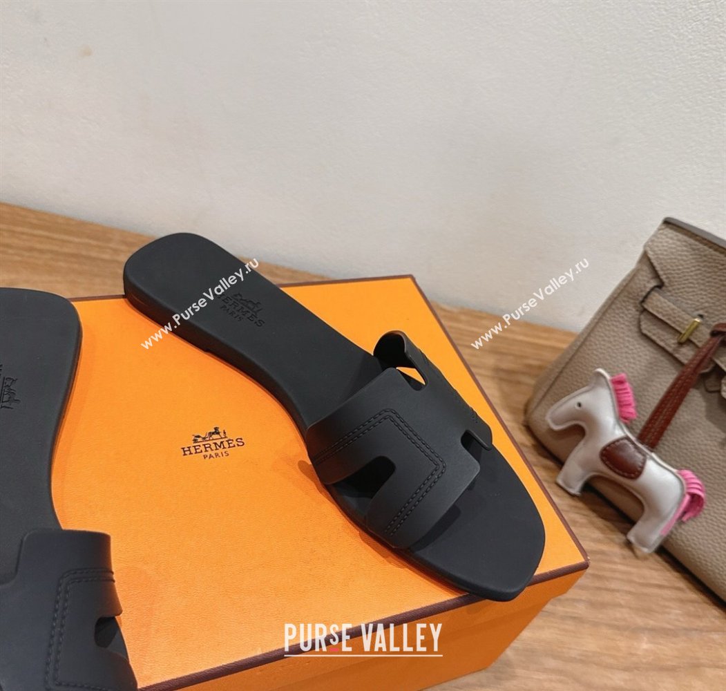 Hermes Oran Classic Flat Slides Sandal in Stitching Rubber Black 2025 (MD-250820191)