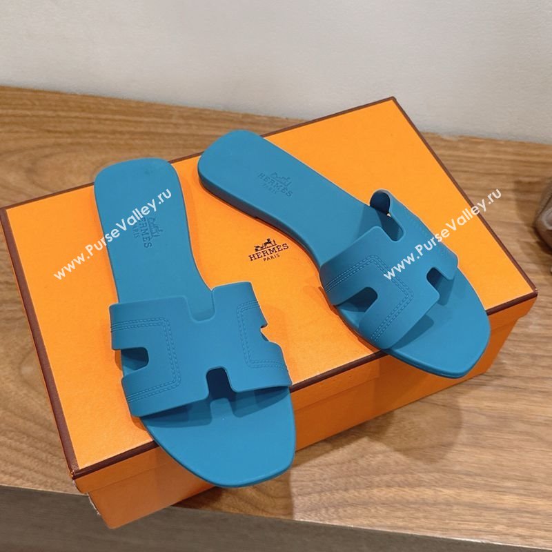 Hermes Oran Classic Flat Slides Sandal in Stitching Rubber Blue 2025 (MD-250820192)