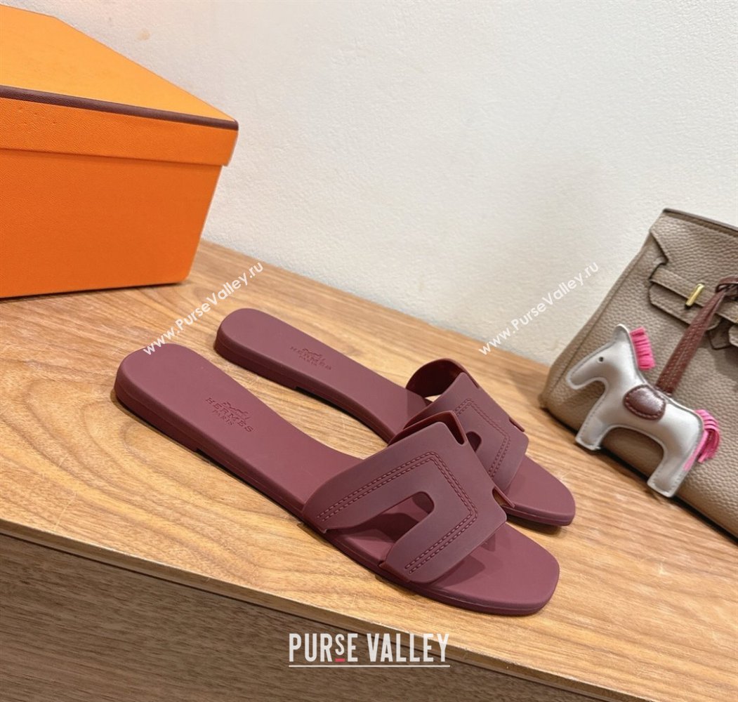 Hermes Oran Classic Flat Slides Sandal in Stitching Rubber Burgundy 2025 (MD-250820193)