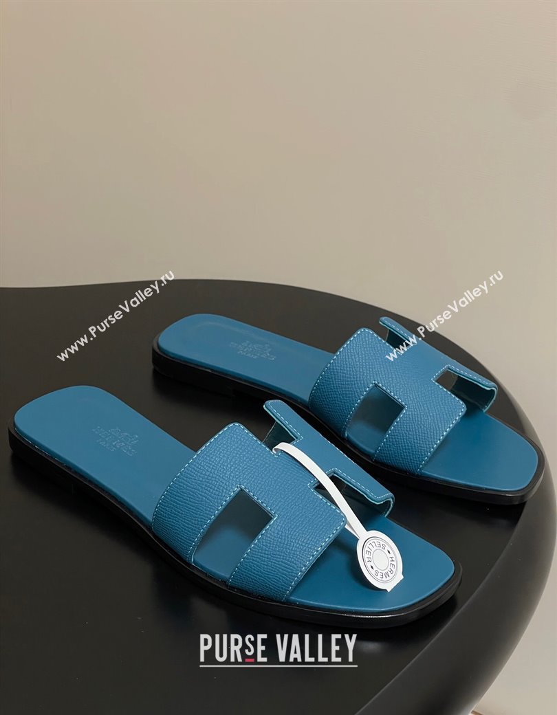 Hermes Oran Classic Flat Slides Sandal in Palm-Grained Calfskin Dark Blue 2025 H081803 (MD-250819033)