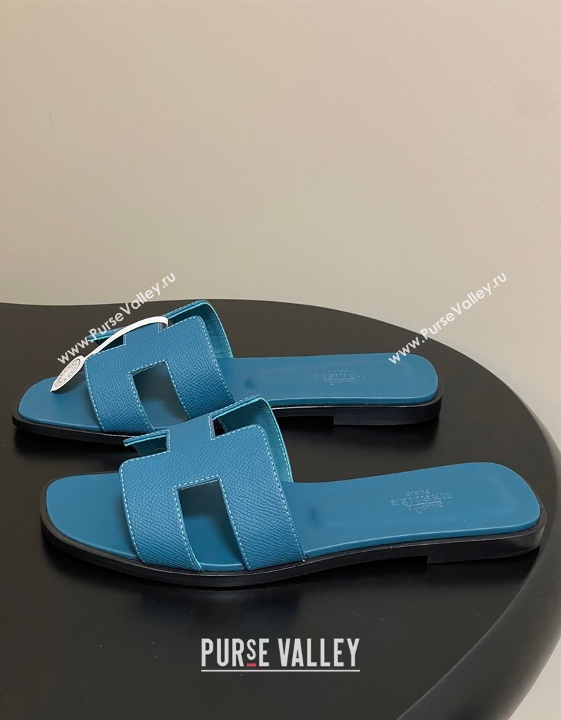 Hermes Oran Classic Flat Slides Sandal in Palm-Grained Calfskin Dark Blue 2025 H081803 (MD-250819033)