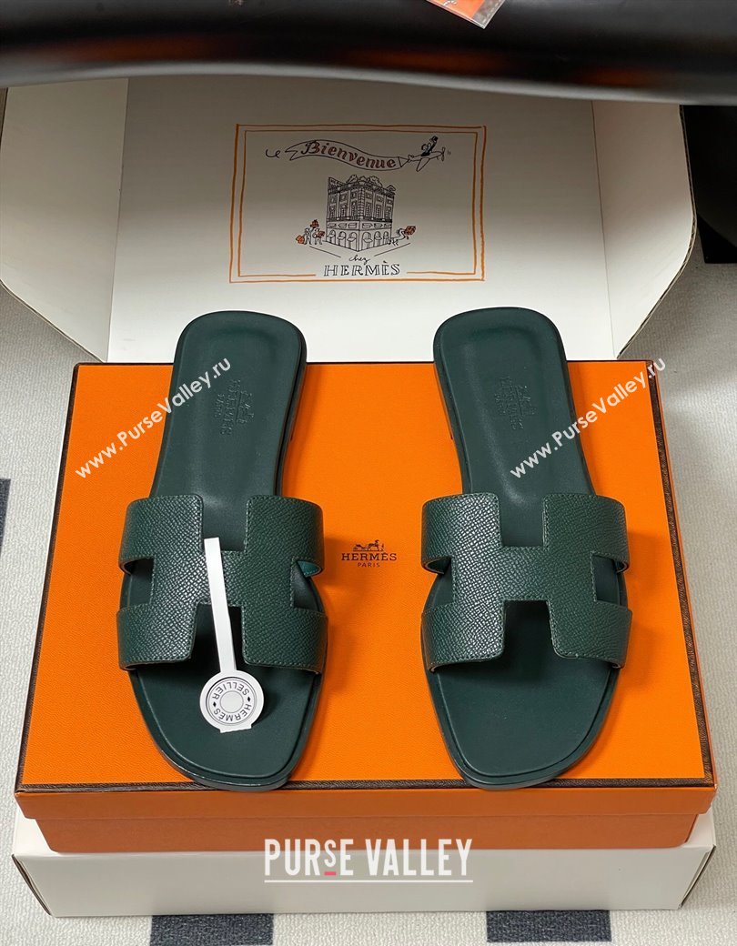 Hermes Oran Classic Flat Slides Sandal in Palm-Grained Calfskin Dark Green 2025 H081803 (MD-250819037)