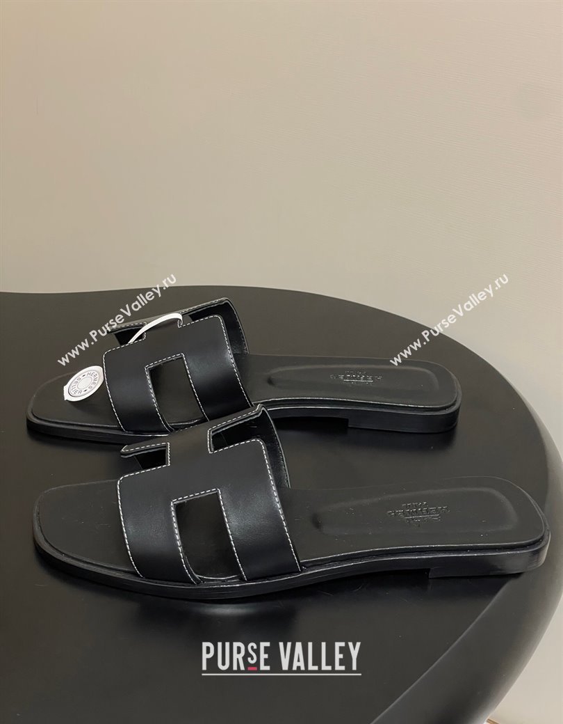 Hermes Oran Classic Flat Slides Sandal in Smooth Calfskin Black 2025 H081803 (MD-250819038)