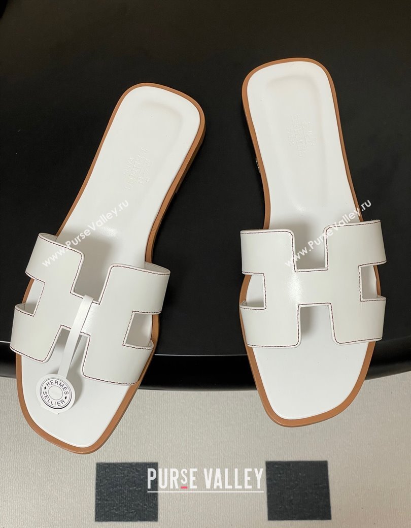 Hermes Oran Classic Flat Slides Sandal in Smooth Calfskin White 2025 H081803 (MD-250819040)