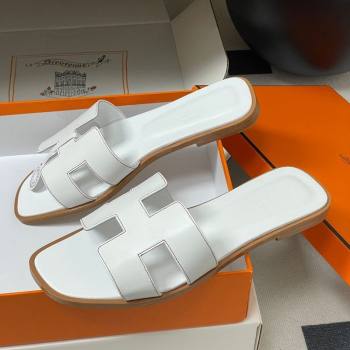 Hermes Oran Classic Flat Slides Sandal in Smooth Calfskin White 2025 H081803 (MD-250819040)