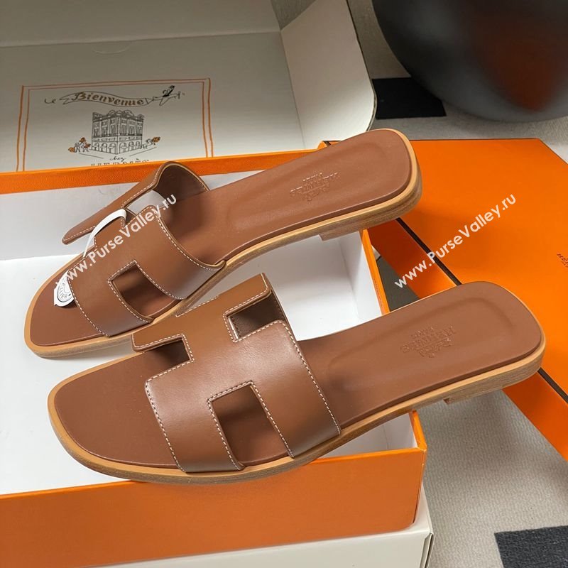 Hermes Oran Classic Flat Slides Sandal in Smooth Calfskin Brown 2025 H081803 (MD-250819042)