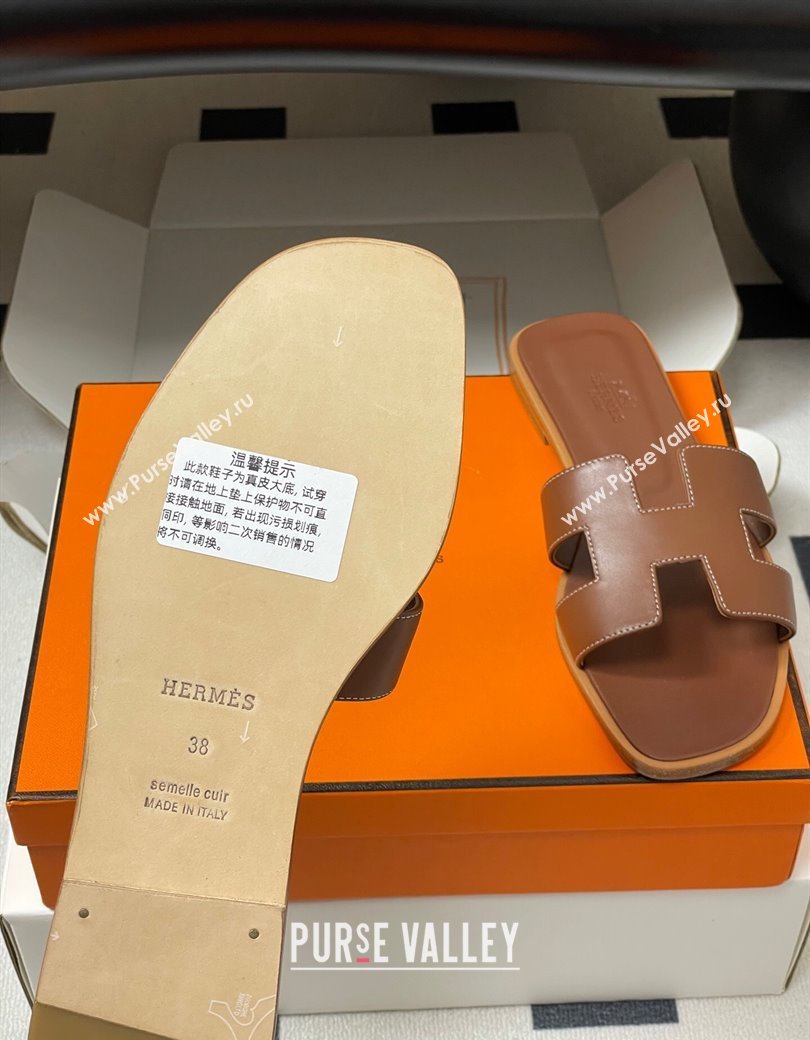 Hermes Oran Classic Flat Slides Sandal in Smooth Calfskin Brown 2025 H081803 (MD-250819042)