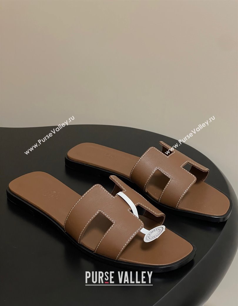 Hermes Oran Classic Flat Slides Sandal in Smooth Calfskin Dark Brown 2025 H081803 (MD-250819047)