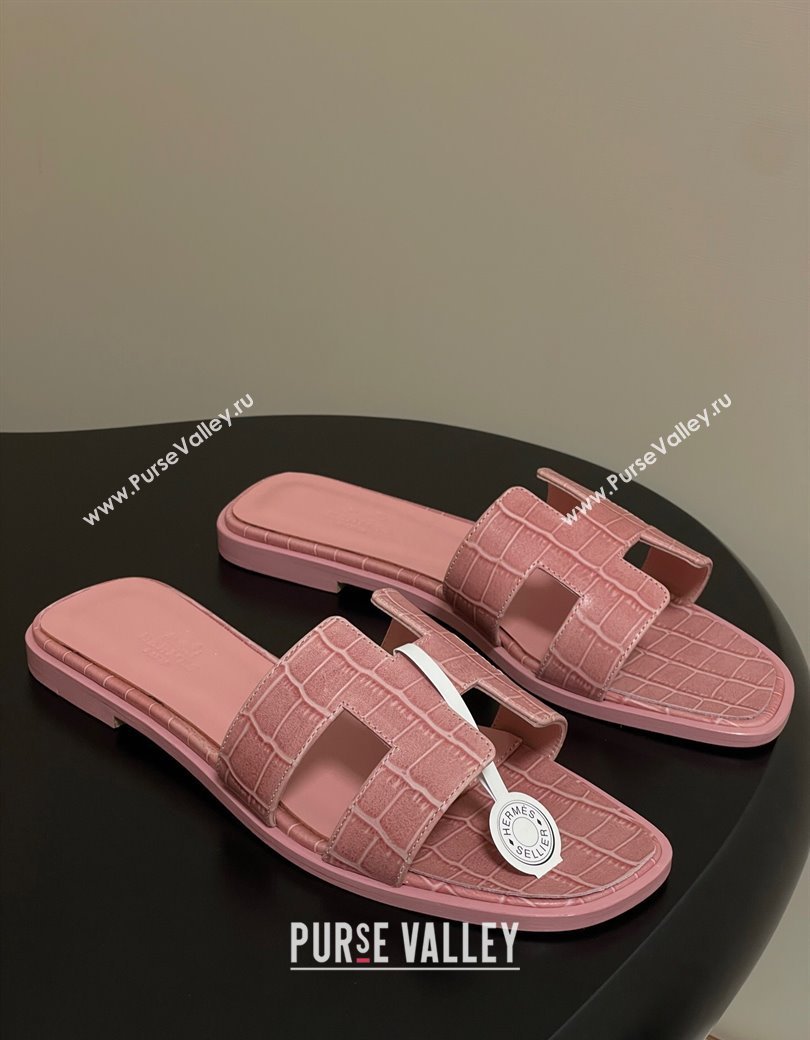 Hermes Oran Classic Flat Slides Sandal in Stone Embossed Calfskin Pink 2025 H081803 (MD-250819060)