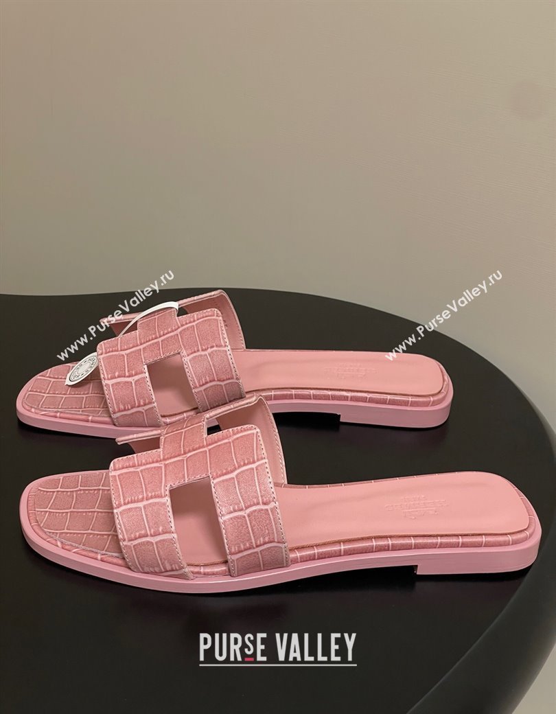 Hermes Oran Classic Flat Slides Sandal in Stone Embossed Calfskin Pink 2025 H081803 (MD-250819060)
