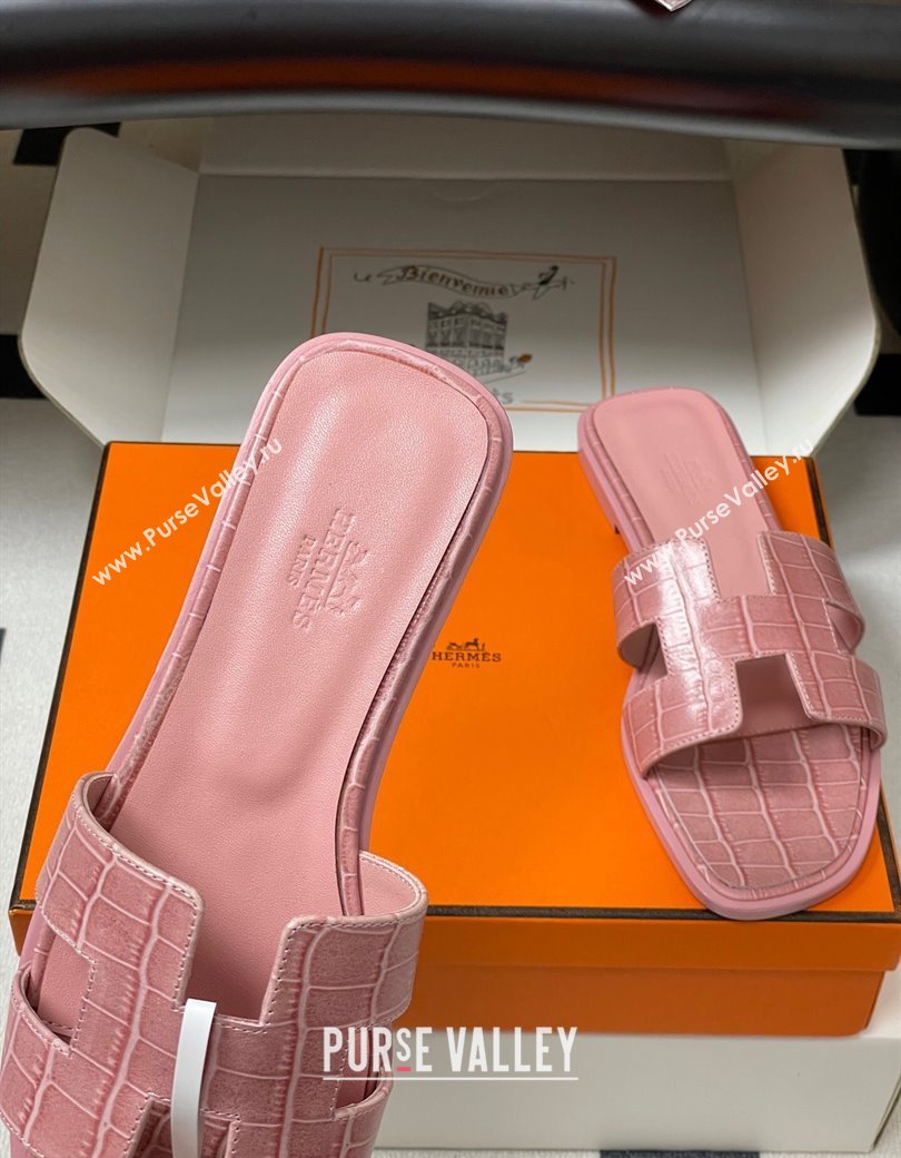 Hermes Oran Classic Flat Slides Sandal in Stone Embossed Calfskin Pink 2025 H081803 (MD-250819060)
