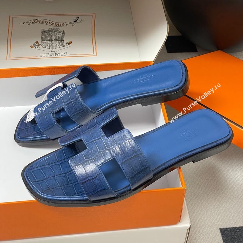 Hermes Oran Classic Flat Slides Sandal in Stone Embossed Calfskin Navy Blue 2025 H081803 (MD-250819064)