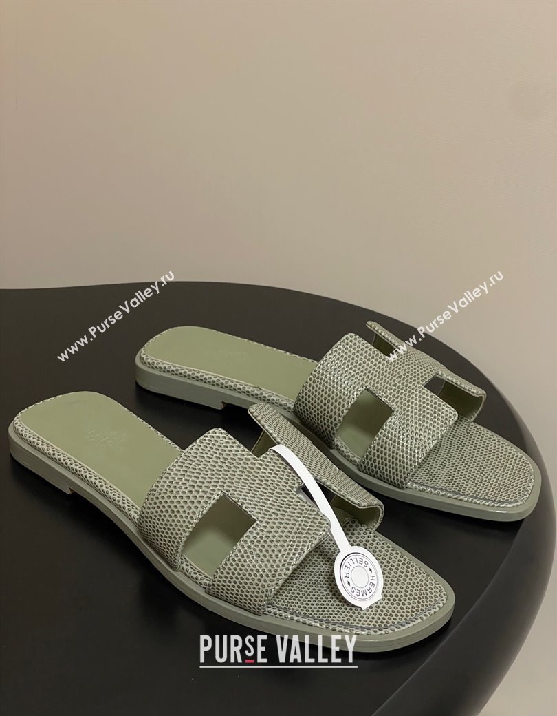 Hermes Oran Classic Flat Slides Sandal in Lizard Embossed Calfskin Khaki 2025 H081803 (MD-250819070)