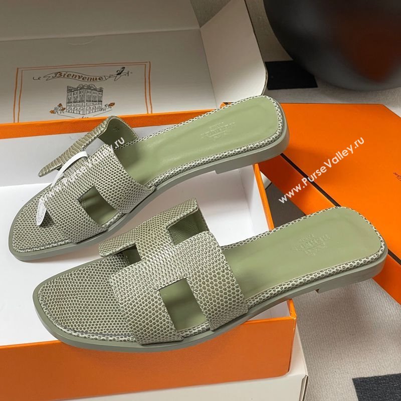 Hermes Oran Classic Flat Slides Sandal in Lizard Embossed Calfskin Khaki 2025 H081803 (MD-250819070)