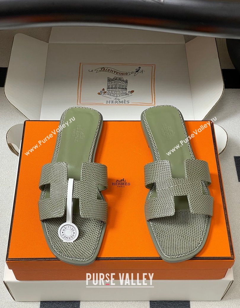 Hermes Oran Classic Flat Slides Sandal in Lizard Embossed Calfskin Khaki 2025 H081803 (MD-250819070)